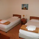 Kidonia Hotel