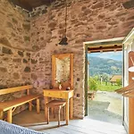 Authentic Cottage In A Heaven Of Natural Beauty