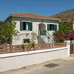 Villa Aphrodite Kalamitsi