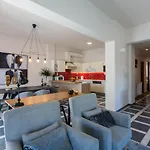 Nima\'S Beach Apartment