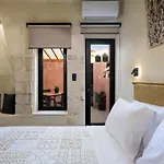Hall Il Cutti