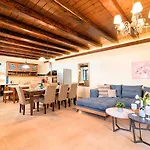 Steve Kois Villa Heated Pool