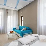 Diamond Luxury Suites