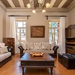 Cornelia\'S Garden Historic Home At Chania Center