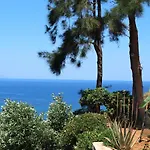 Emerald Apartment Halepa
