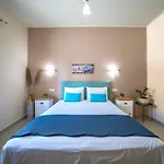 Iro City And Beach Boutique Homes