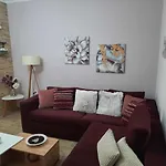 Summersense Apartment
