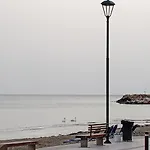 Sea U