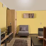 Splatzia Central Cozy Studio
