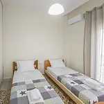Fully Renovated Apartment Close To The Bus Station And The City Center!