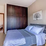 Chic With Great View Apartment