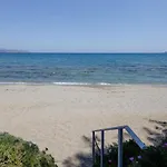 Adelphes Beachfront Apartment With Direct Connection To The Beach