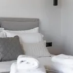Almy Luxury Apartments