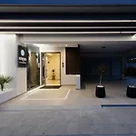 Aurora Suites