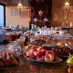Doma Hotel