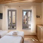 Austrinus House, Luxury Property For Max. 5 Persons