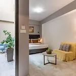 Minaret Suites And Apartments
