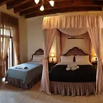 Odos Oneiron Boutique Hotel