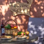 Avocado Villa Iason