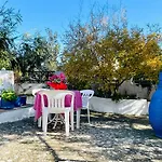 Roumatsali Home - Hidden 2Br Historical Gem