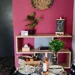 Marietta\'S Place: Cozy Appartment In Koum Kapi