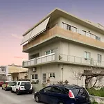 Nima\'S Beach Apartment