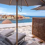 Amphitrite Hotel