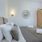 Deluxe Suites