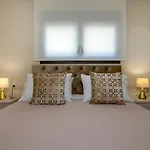 Aretousa Home