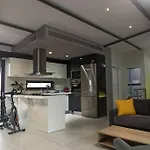 Yianna\'S Modern Central Home In Chania