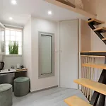 Mitos Cozy Rooms