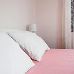 Anna\'S Beautiful Apartment