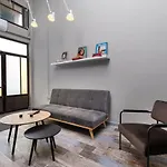 Modern Central Apartment In Chania