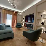Rika\'S Sea View Apartment