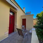 Shared House , Private Rooms With Garden
