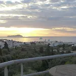 Wide-View & Quiet Apartment Chania