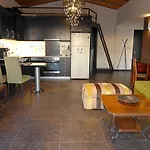 Wide-View & Quiet Apartment Chania
