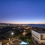 Villa City View - Heated Pool & Gym - Majestic Views - 5 Min Drive From Center