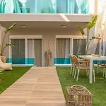 G&M Luxury Residence With Pool