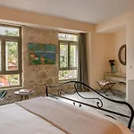 Fileas Art Hotel