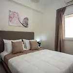 Makel Apartment