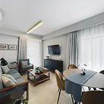 Urban Hive Chania, Your City Basecamp - Fiber Wifi