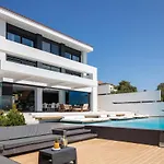 Regal Residence