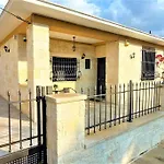 Paul\'S House Chania
