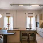 In Heart Of Old Town Saint Rocco\'S Chic Apt