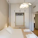 In Heart Of Old Town Saint Rocco\'S Chic Apt