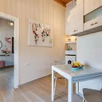 Rena\'S Rustic Retreat