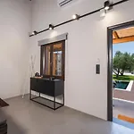 Eightyfour Living With Private Pool