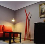 Renovated Home Next To Old Town