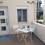 Στούντιο Χαρούμενων Ταξιδιωτών